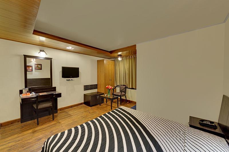 Hotel Suman Paradise Nainital Dış mekan fotoğraf